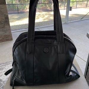 Lululemon tote bag